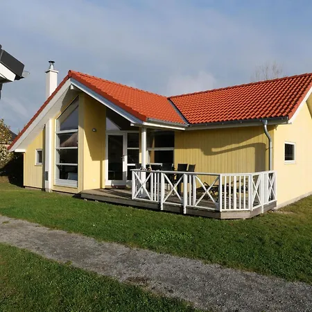 Spa-ferienhaus Mit Zwei Fluegeln * Großenbrode
